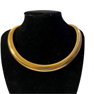 Ellen Kiam Signed Omega Comb Teeth Gold Tone Collar
